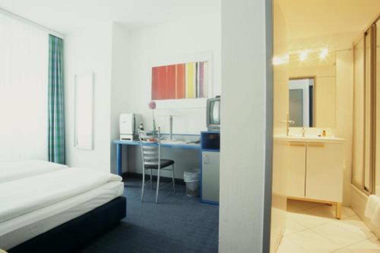 Hotel Alt - Tegel Berlin Zimmer foto